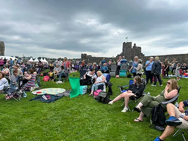 Picnic, prayer and praise in Pembroke